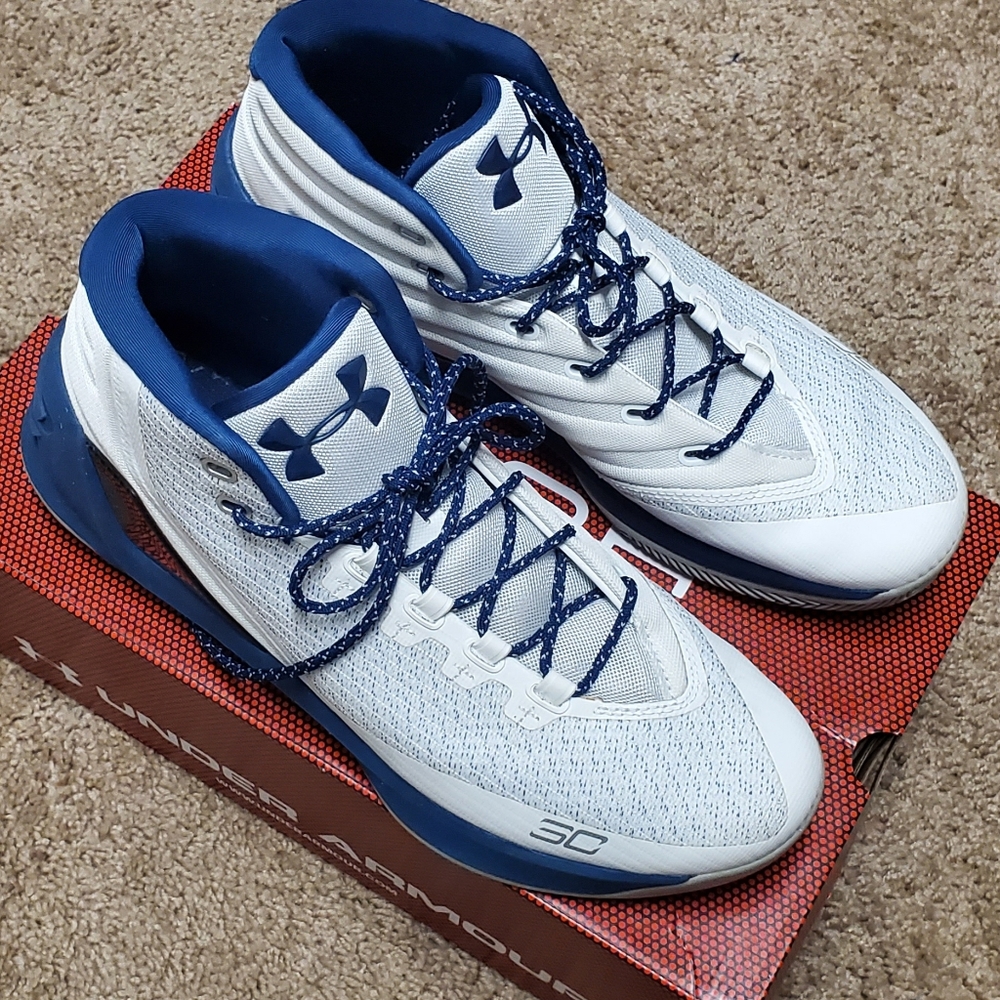 Armour wear  Sneakers